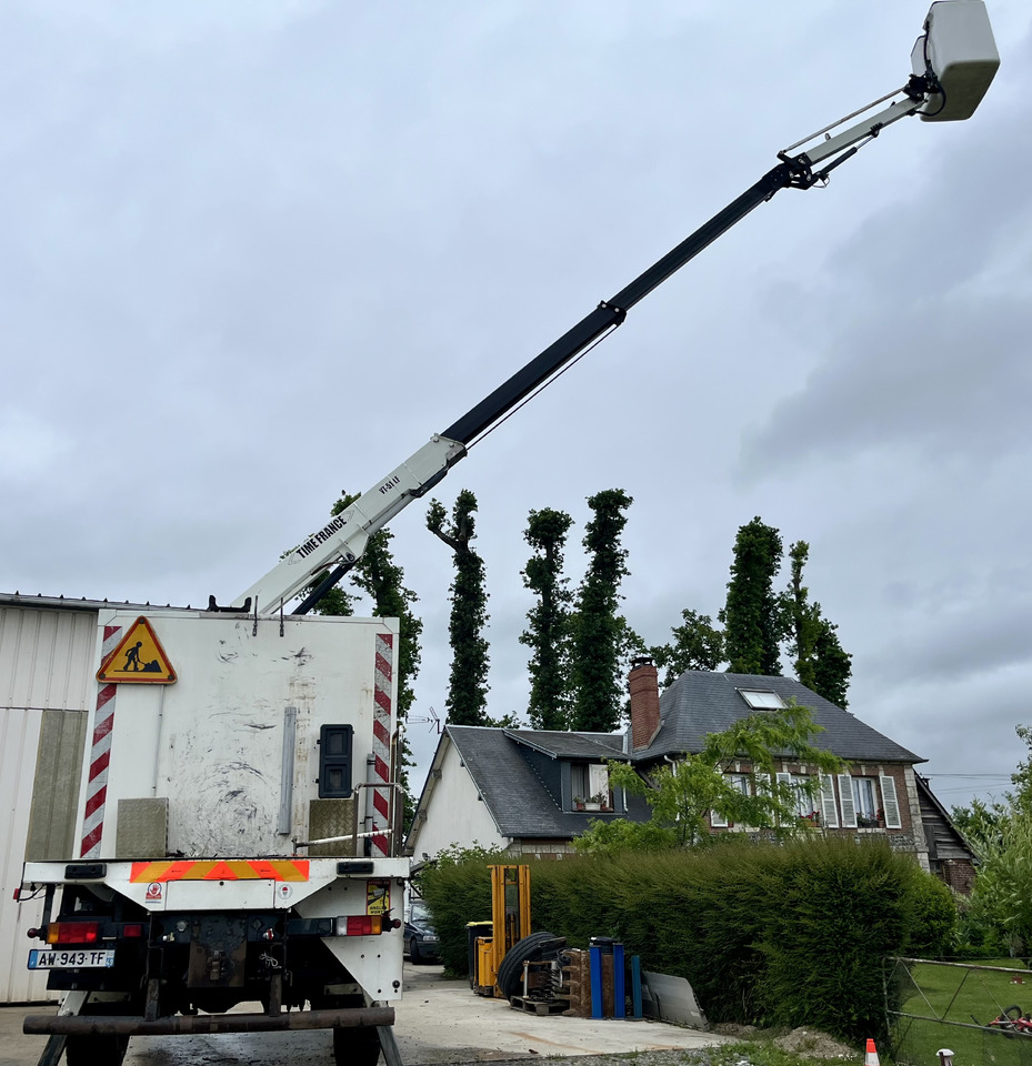 Iveco Eurocargo 150E28 4x4 nacelle Time 16M en leasing occasion Iveco Eurocargo 150E28 4x4 nacelle Time 16M: photos 17 Iveco Eurocargo 150E28 4x4 nacelle Time 16M en leasing occasion Iveco Eurocargo 150E28 4x4 nacelle Time 16M: photos 17