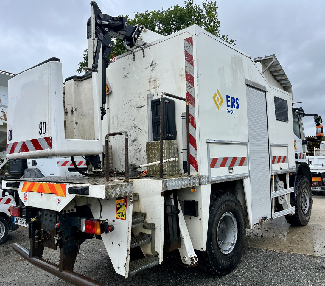 Iveco Eurocargo 150E28 4x4 nacelle Time 16M en leasing occasion Iveco Eurocargo 150E28 4x4 nacelle Time 16M: photos 11 Iveco Eurocargo 150E28 4x4 nacelle Time 16M en leasing occasion Iveco Eurocargo 150E28 4x4 nacelle Time 16M: photos 11