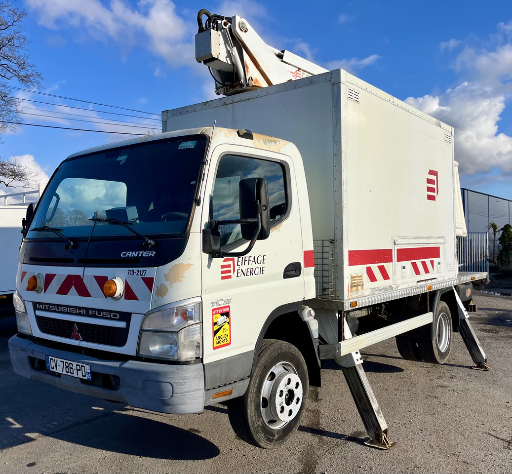 Mitsubishi Canter 7c15 en leasing occasion Mitsubishi Canter 7c15: photos 11 Mitsubishi Canter 7c15 en leasing occasion Mitsubishi Canter 7c15: photos 11