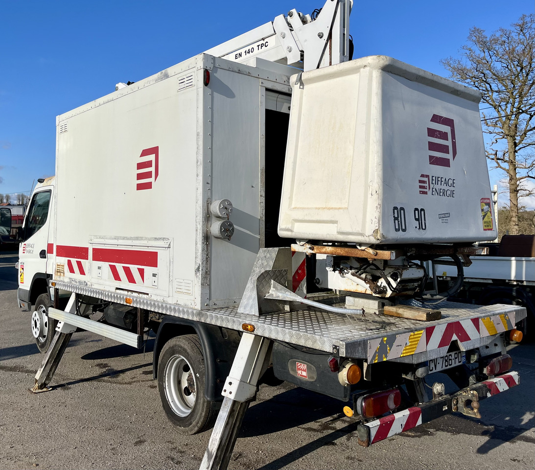 Mitsubishi Canter 7c15 en leasing occasion Mitsubishi Canter 7c15: photos 15 Mitsubishi Canter 7c15 en leasing occasion Mitsubishi Canter 7c15: photos 15