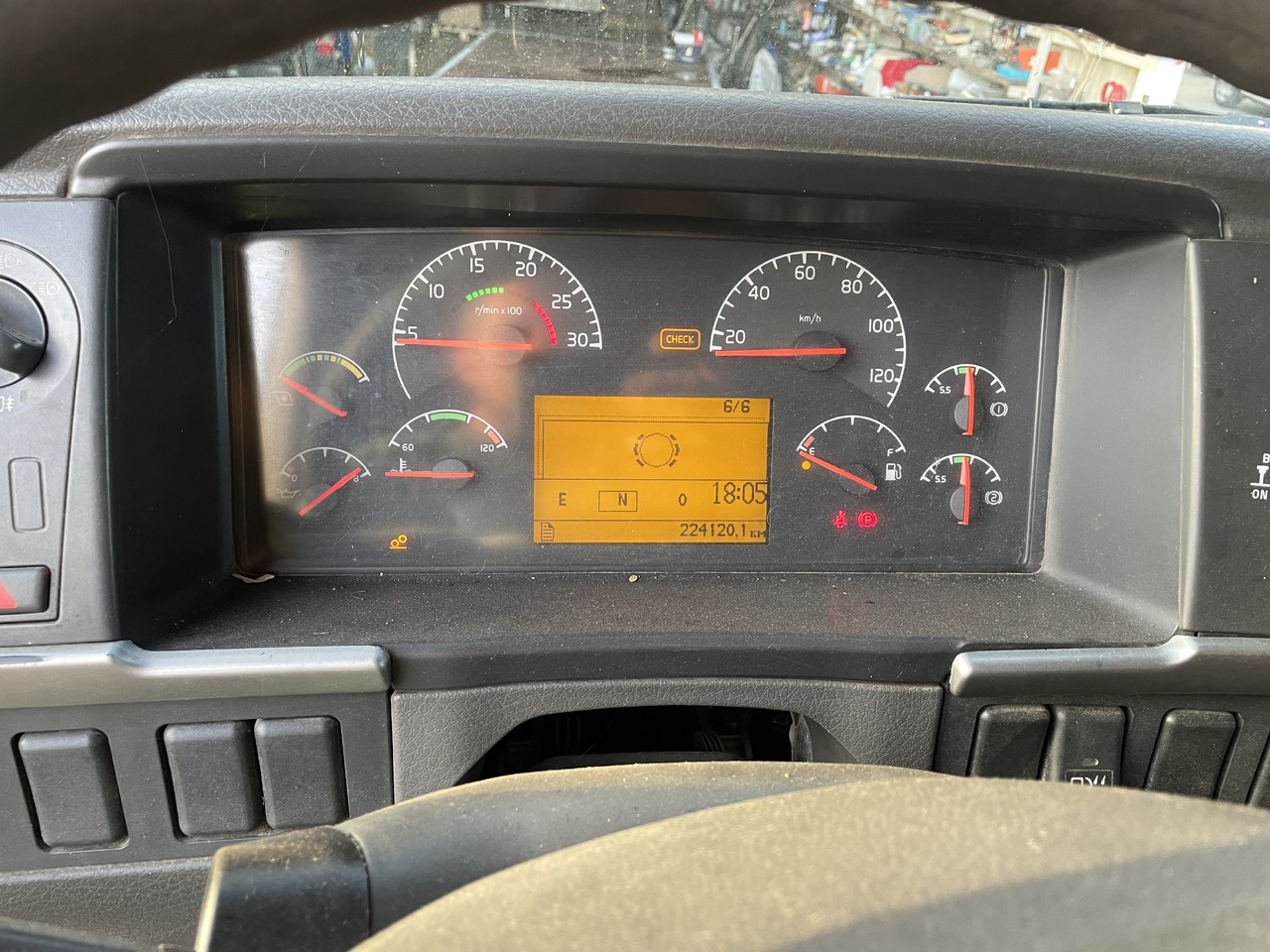 Volvo Fm9 300 en leasing occasion Volvo Fm9 300: photos 14