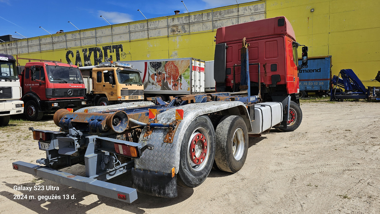 IVECO 240E42 6x2 - Camion ampliroll: photos 5 IVECO 240E42 6x2 - Camion ampliroll: photos 5