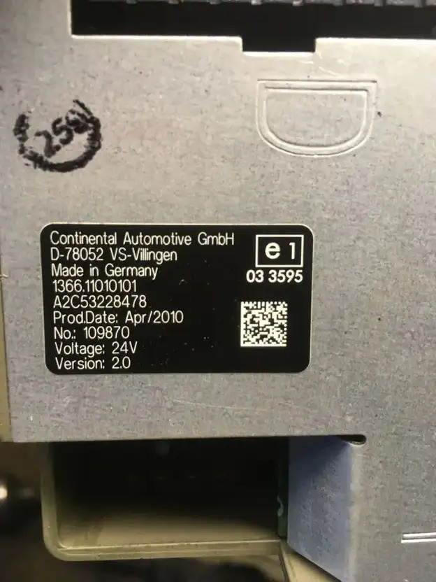 Continental Display Version 2.0 VDO 1366.11010101 D-Mux Citaro Bus Setra 1366110 - Système électrique pour Bus: photos 3 Continental Display Version 2.0 VDO 1366.11010101 D-Mux Citaro Bus Setra 1366110 - Système électrique pour Bus: photos 3