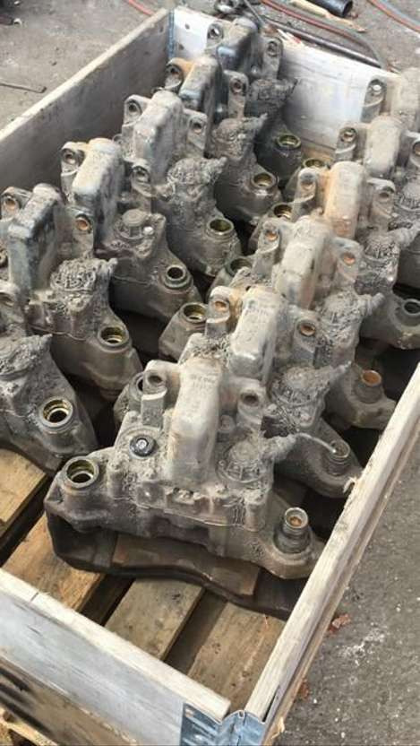 Mercedes-Benz Bremssattel K003800 Citaro Actros MP3 MP2 Axor Knorr SB7 SN7 A0044  - Étrier de frein pour Bus: photos 1 Mercedes-Benz Bremssattel K003800 Citaro Actros MP3 MP2 Axor Knorr SB7 SN7 A0044  - Étrier de frein pour Bus: photos 1