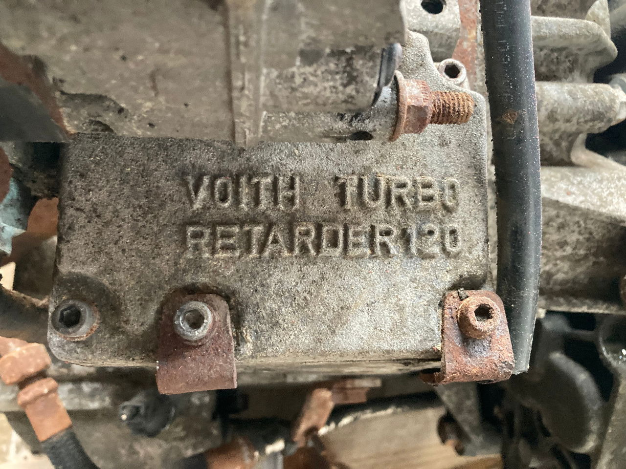 Mercedes-Benz Schaltgetriebe Mercedes GO210-6 GO 210-6 714.140 Setra Retarder - Boîte de vitesse et pièces pour Bus: photos 3 Mercedes-Benz Schaltgetriebe Mercedes GO210-6 GO 210-6 714.140 Setra Retarder - Boîte de vitesse et pièces pour Bus: photos 3