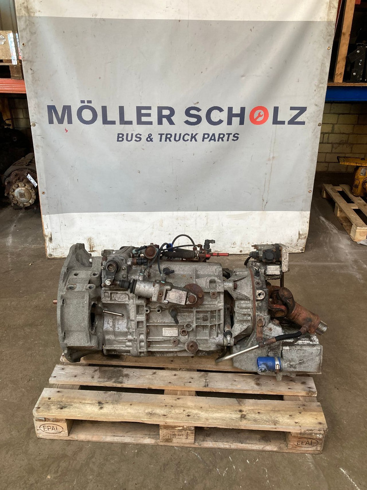 Mercedes-Benz Schaltgetriebe Mercedes GO210-6 GO 210-6 714.140 Setra Retarder - Boîte de vitesse et pièces pour Bus: photos 1 Mercedes-Benz Schaltgetriebe Mercedes GO210-6 GO 210-6 714.140 Setra Retarder - Boîte de vitesse et pièces pour Bus: photos 1