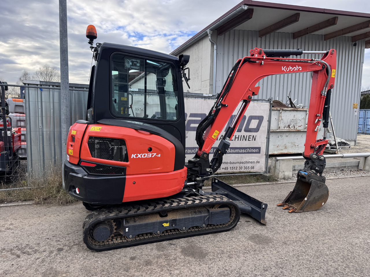 Kubota KX 037-4 - Mini pelle: photos 2 Kubota KX 037-4 - Mini pelle: photos 2
