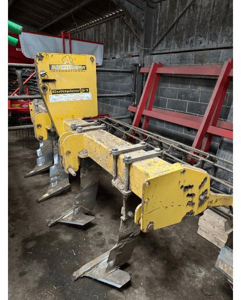 AGRISEM CULTIPLOW 51 - Décompacteur: photos 1 AGRISEM CULTIPLOW 51 - Décompacteur: photos 1