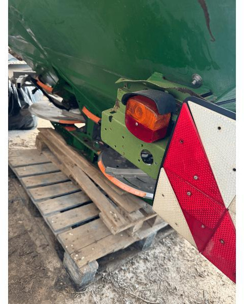 AMAZONE NOVIX - Distributeur d'engrais: photos 2 AMAZONE NOVIX - Distributeur d'engrais: photos 2