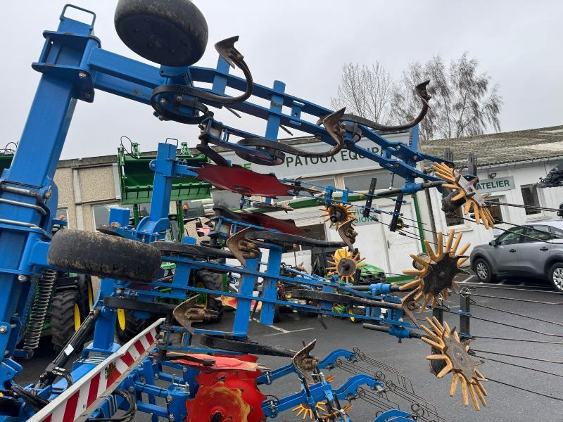 CARRE ECONET 8 RANGS - Outils du sol: photos 3 CARRE ECONET 8 RANGS - Outils du sol: photos 3