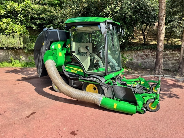 JOHN DEERE 1585 - Motofaucheuse: photos 2 JOHN DEERE 1585 - Motofaucheuse: photos 2