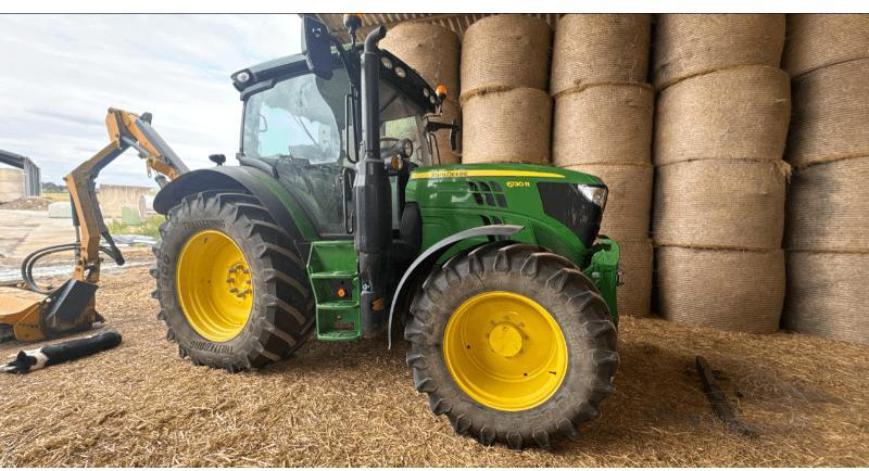 JOHN DEERE 6130R - Tracteur agricole: photos 1 JOHN DEERE 6130R - Tracteur agricole: photos 1