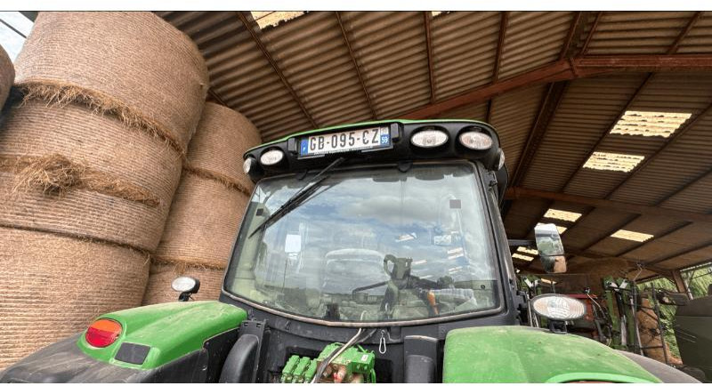 JOHN DEERE 6130R - Tracteur agricole: photos 3 JOHN DEERE 6130R - Tracteur agricole: photos 3