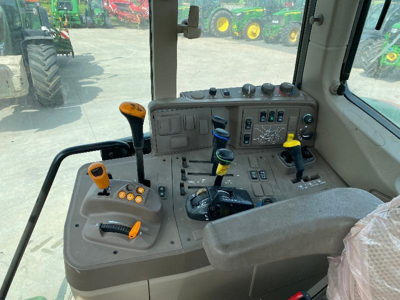 Tracteur agricole JOHN DEERE 6155M: photos 9