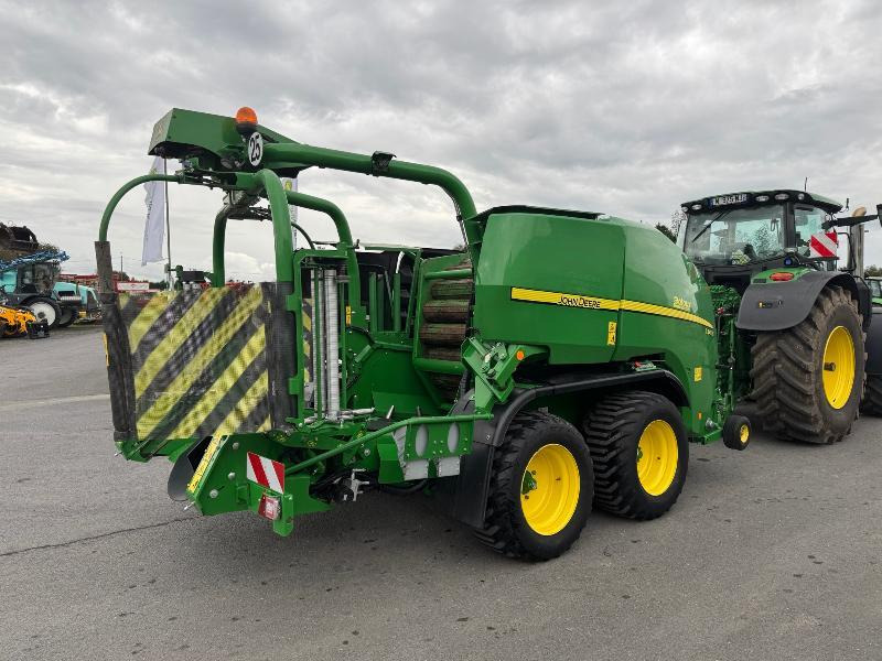 JOHN DEERE C441R - Enrubanneuse: photos 3 JOHN DEERE C441R - Enrubanneuse: photos 3