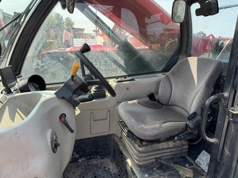 Chariot télescopique MASSEY-FERGUSON 9305 XTRA: photos 8 Chariot télescopique MASSEY-FERGUSON 9305 XTRA: photos 8