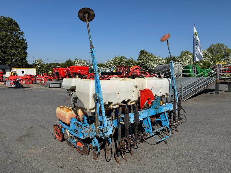 MONOSEM NG 6R - Semoir monograine: photos 3 MONOSEM NG 6R - Semoir monograine: photos 3