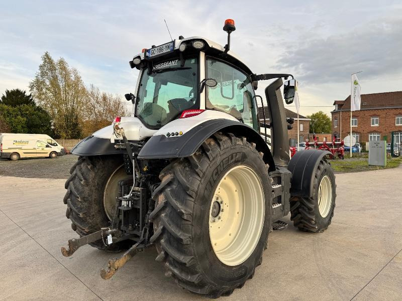 VALTRA T175 - Tracteur agricole: photos 5 VALTRA T175 - Tracteur agricole: photos 5