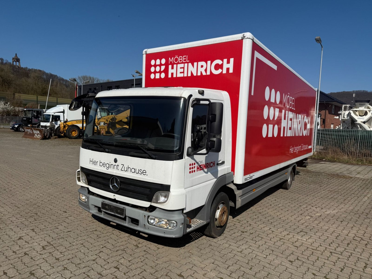 Mercedes-Benz 815 - Camion fourgon: photos 1 Mercedes-Benz 815 - Camion fourgon: photos 1