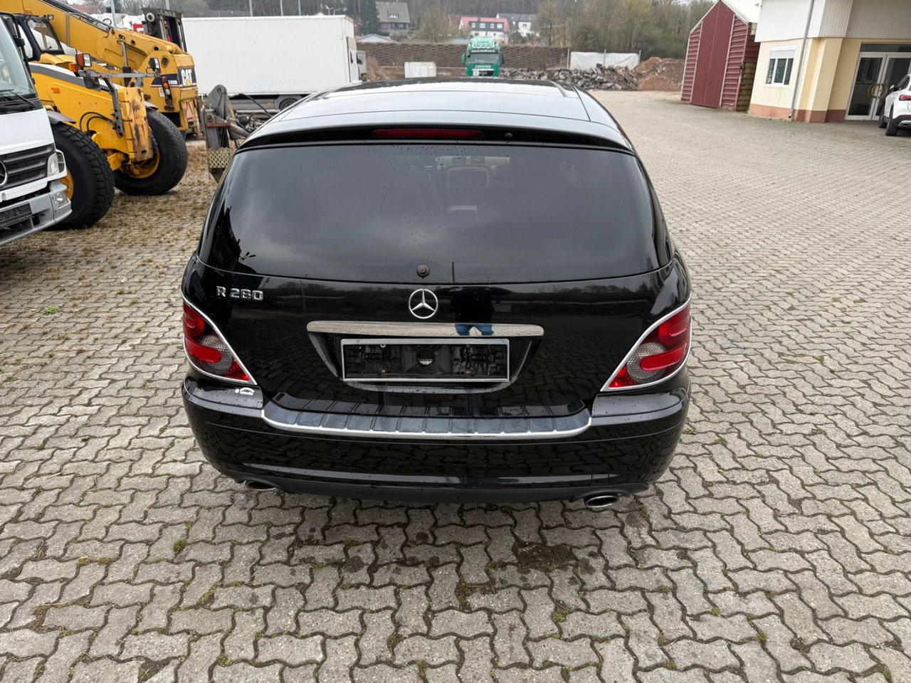 Mercedes-Benz R - SUV: photos 3 Mercedes-Benz R - SUV: photos 3