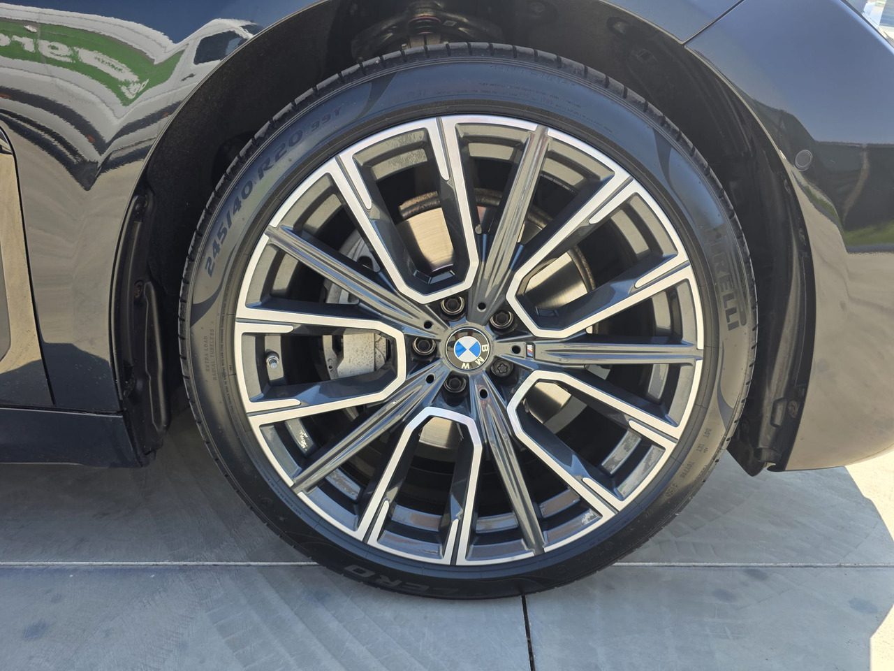 BMW 730 Xdrive Mild-Hybrid - Berline: photos 4 BMW 730 Xdrive Mild-Hybrid - Berline: photos 4
