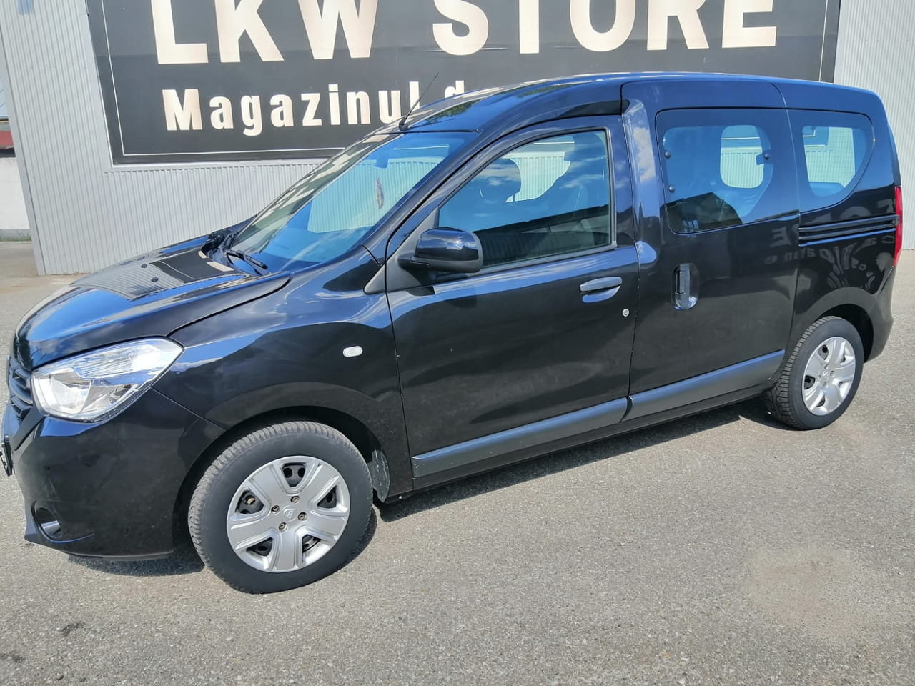 DACIA Dokker 1,6 sCE Comfort Benzina/GPL, TOP !!! - Utilitaire double cabine: photos 4 DACIA Dokker 1,6 sCE Comfort Benzina/GPL, TOP !!! - Utilitaire double cabine: photos 4