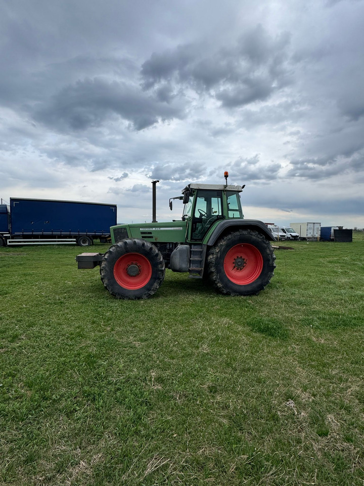 Fendt 824 Tractor - Tracteur agricole: photos 3 Fendt 824 Tractor - Tracteur agricole: photos 3