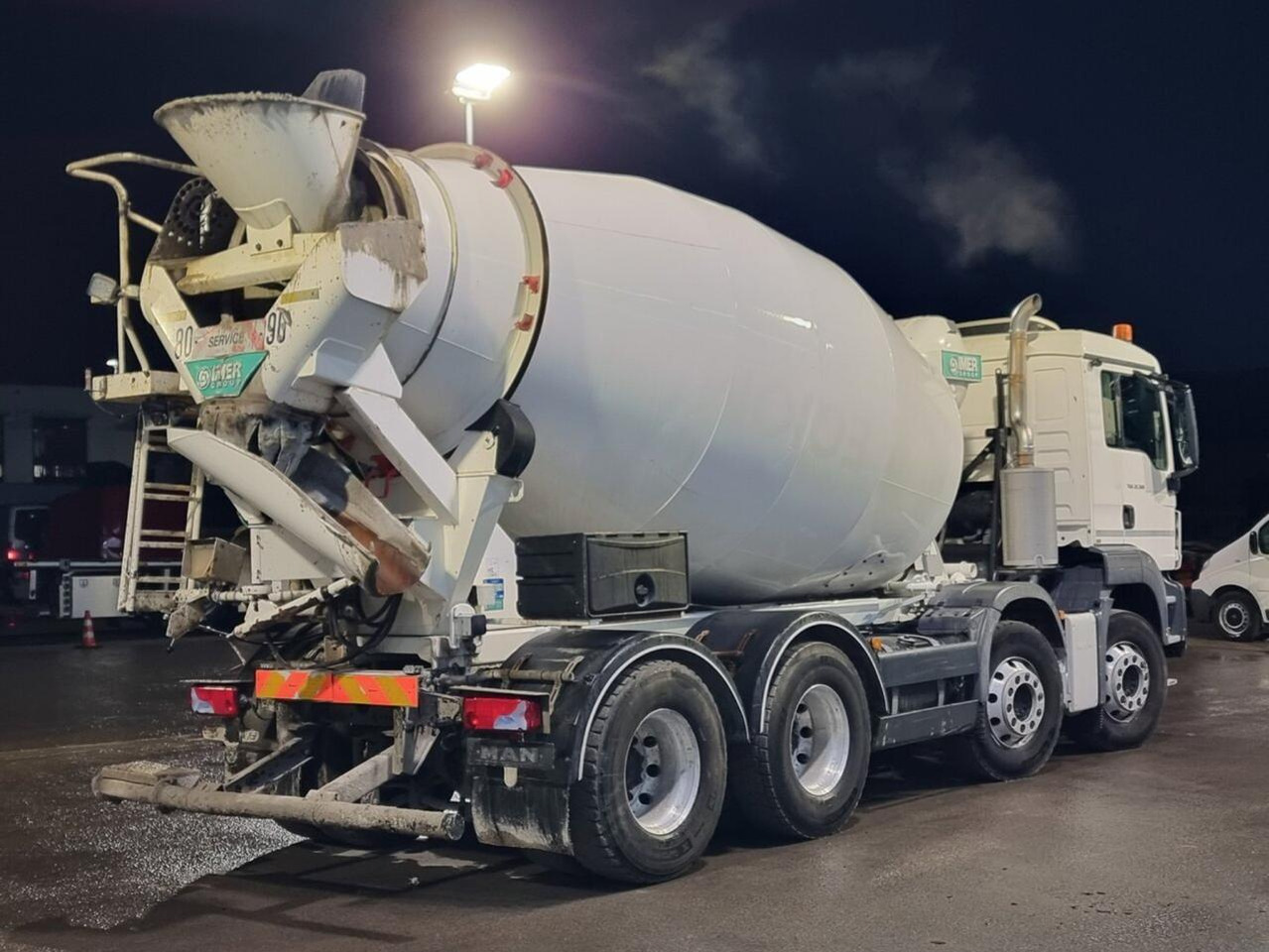 MAN TGS 32.360 8×4 Beton Mixer 9m3 - Camion malaxeur: photos 3 MAN TGS 32.360 8×4 Beton Mixer 9m3 - Camion malaxeur: photos 3