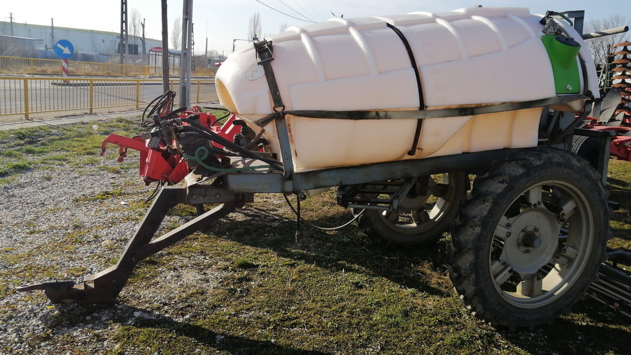 MET Wirax Sprayer 2000 - Pulvérisateur traîné: photos 5 MET Wirax Sprayer 2000 - Pulvérisateur traîné: photos 5