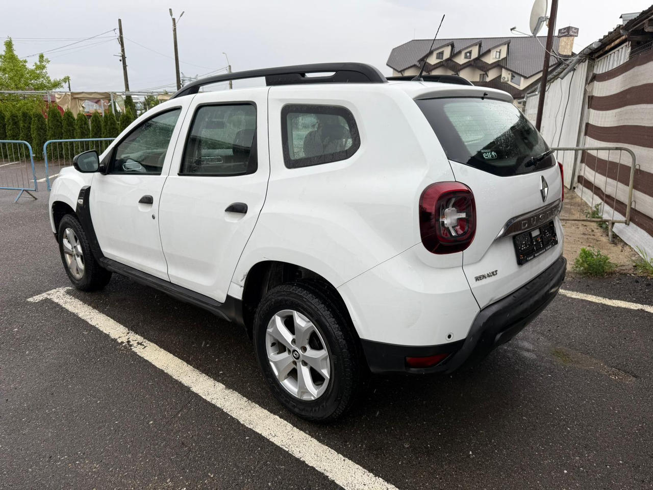 RENAULT DUSTER 4X4 - SUV: photos 5 RENAULT DUSTER 4X4 - SUV: photos 5