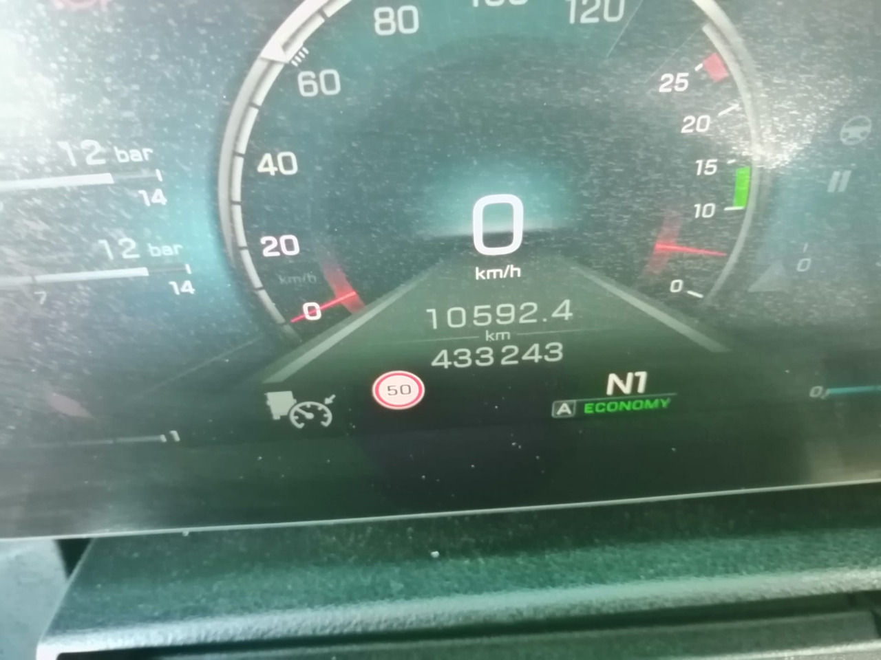 Mercedes-Benz Actros 1845 LS, BIG SPACE, TOP!!! - Tracteur routier: photos 5 Mercedes-Benz Actros 1845 LS, BIG SPACE, TOP!!! - Tracteur routier: photos 5