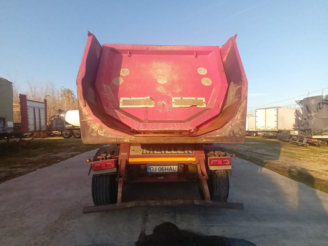 Tractor Head Mercedes-Benz Actros (2014) + Semi-trailer Tipper Meiller – Kipper (2004) - Tracteur routier: photos 3 Tractor Head Mercedes-Benz Actros (2014) + Semi-trailer Tipper Meiller – Kipper (2004) - Tracteur routier: photos 3