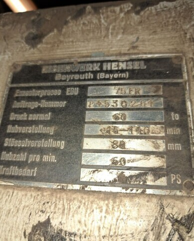 Epäkeskopuristin 60 tn Eisenwerk Hensel - Machine à métaux: photos 5 Epäkeskopuristin 60 tn Eisenwerk Hensel - Machine à métaux: photos 5
