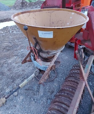 Junkkari Pintalevitin - Viska - Keskipakolevitin - Distributeur d'engrais: photos 3 Junkkari Pintalevitin - Viska - Keskipakolevitin - Distributeur d'engrais: photos 3