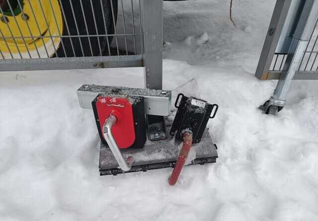 Troax verkkoaitaelementtejä ja tolppia ERÄ - Matériel de chantier: photos 3 Troax verkkoaitaelementtejä ja tolppia ERÄ - Matériel de chantier: photos 3