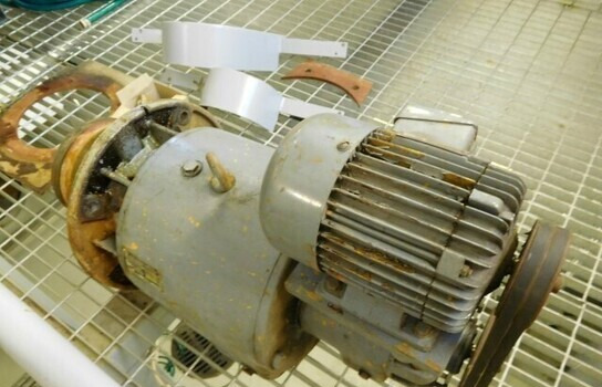 Vaihteita 2 kpl - sähkömoottori / sähkömoottorit - Matériel de chantier: photos 3 Vaihteita 2 kpl - sähkömoottori / sähkömoottorit - Matériel de chantier: photos 3