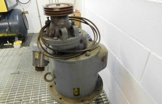 Matériel de chantier Vaihteita 2 kpl - sähkömoottori / sähkömoottorit: photos 6 Matériel de chantier Vaihteita 2 kpl - sähkömoottori / sähkömoottorit: photos 6