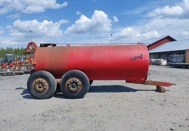 Vepi Lietevaunu telialustalla - Tonne à lisier: photos 2 Vepi Lietevaunu telialustalla - Tonne à lisier: photos 2