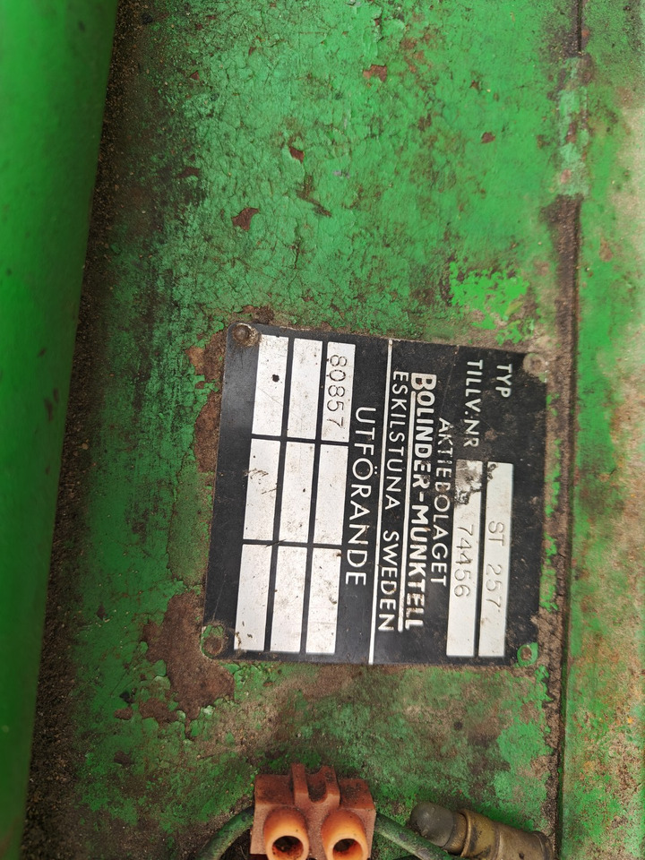 Moissonneuse-batteuse Volvo BM ST257 leikkuupuimuri työleveys 190cm, vaikka koeruutupuimuriksi, katso video!: photos 13 Moissonneuse-batteuse Volvo BM ST257 leikkuupuimuri työleveys 190cm, vaikka koeruutupuimuriksi, katso video!: photos 13