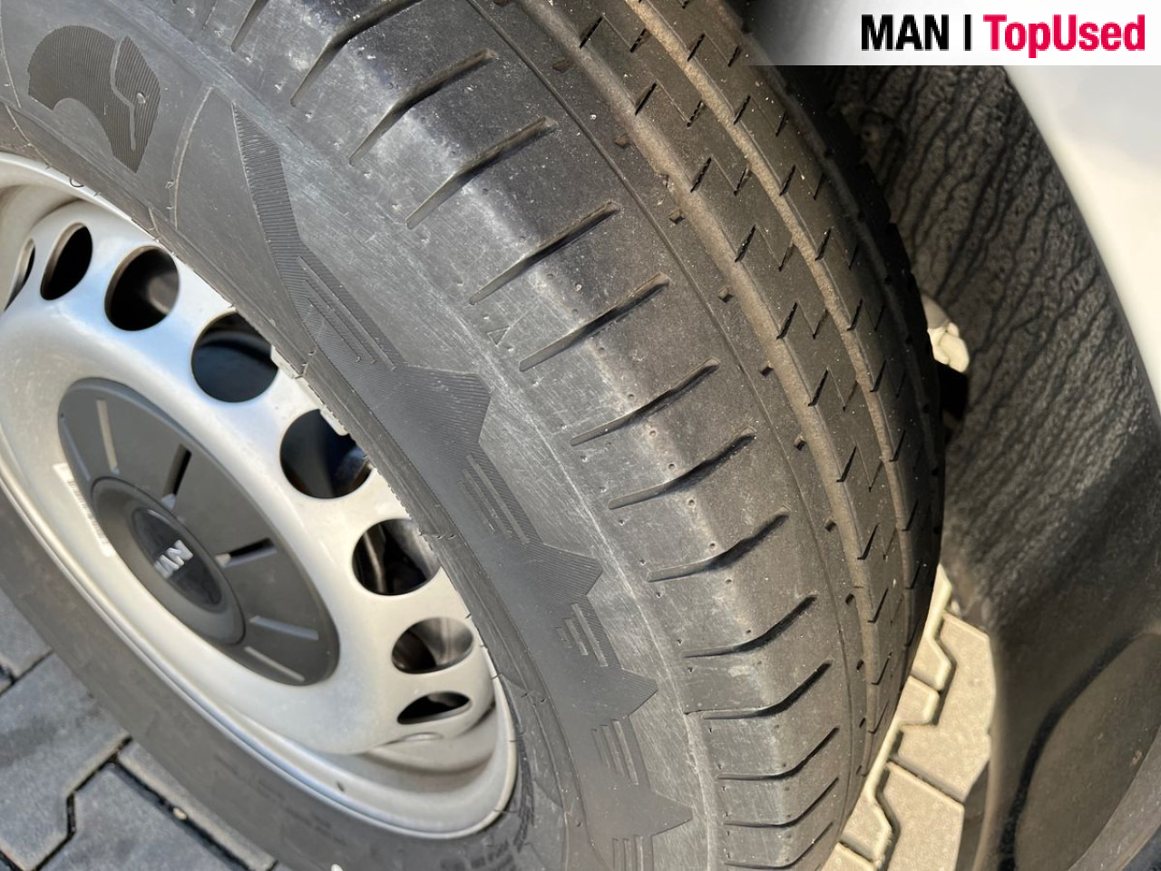 MAN TGE 3.140 4X2F SB flatbed - Fourgon utilitaire: photos 3 MAN TGE 3.140 4X2F SB flatbed - Fourgon utilitaire: photos 3