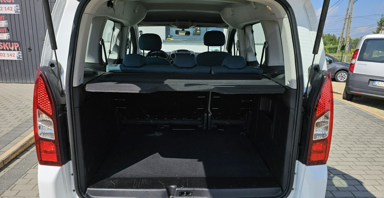 Voiture Peugeot Partner II 5 -osobowy: photos 19