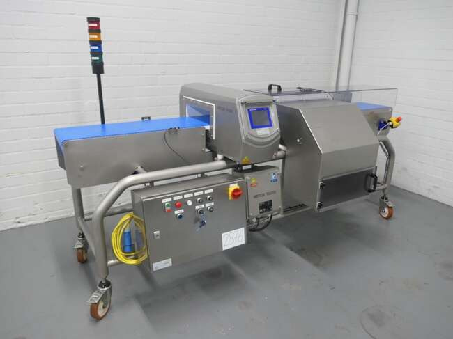 Mettler Toledo metal detector Profile - Machine agroalimentaire: photos 1 Mettler Toledo metal detector Profile - Machine agroalimentaire: photos 1