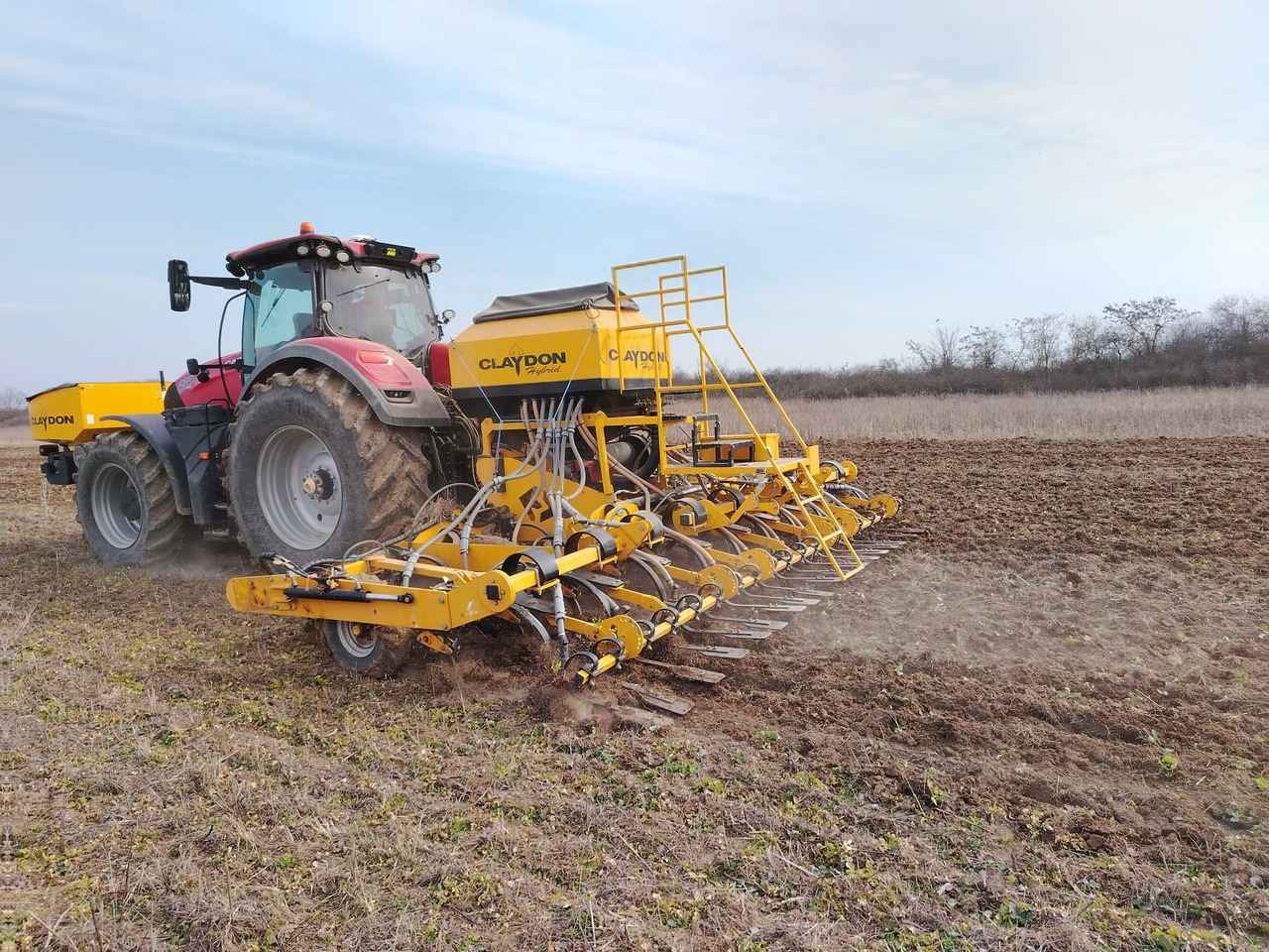 CASE OPTUM 270 CVX - Tracteur agricole: photos 1 CASE OPTUM 270 CVX - Tracteur agricole: photos 1