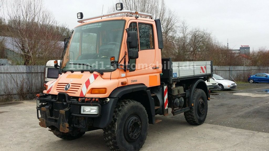 Mercedes-Benz Unimog U 500 Kipper Kommunalhydraulik U 300 400 U 500 Kipper Kommunalhydraulik U 300 400 - Véhicule de voirie/ Spécial: photos 3 Mercedes-Benz Unimog U 500 Kipper Kommunalhydraulik U 300 400 U 500 Kipper Kommunalhydraulik U 300 400 - Véhicule de voirie/ Spécial: photos 3