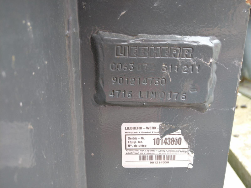 Liebherr 100LC cross 901214530, 2016 yom - Grue à tour: photos 2 Liebherr 100LC cross 901214530, 2016 yom - Grue à tour: photos 2