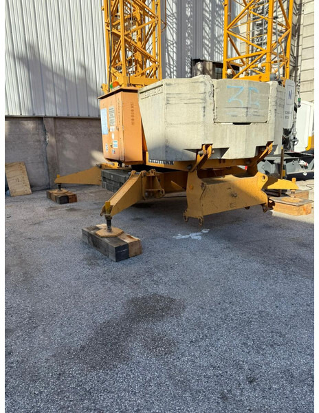 Liebherr 42K, 2000yom, 36m jib perfect condition - Grue à tour: photos 2 Liebherr 42K, 2000yom, 36m jib perfect condition - Grue à tour: photos 2