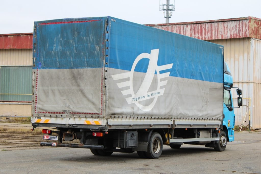 DAF LF 260 FA - Camion à rideaux coulissants: photos 4 DAF LF 260 FA - Camion à rideaux coulissants: photos 4