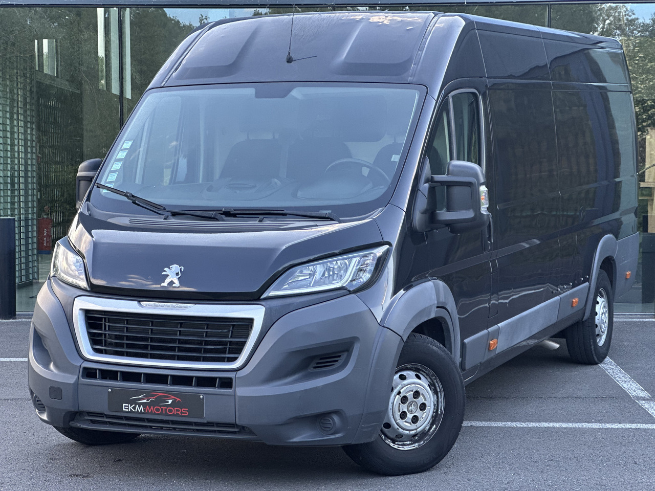 Peugeot Boxer - Fourgon utilitaire: photos 1 Peugeot Boxer - Fourgon utilitaire: photos 1