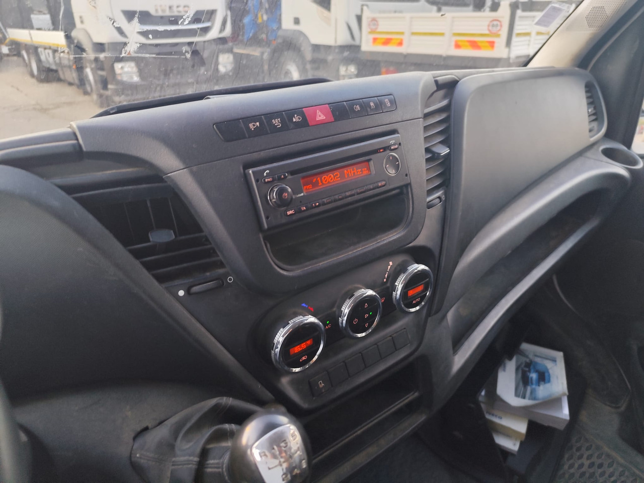 IVECO DAILY 35-140 en leasing occasion IVECO DAILY 35-140: photos 40