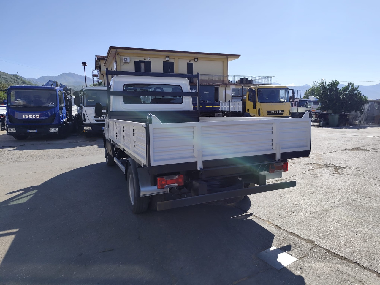 Utilitaire benne IVECO DAILY 35C13: photos 21